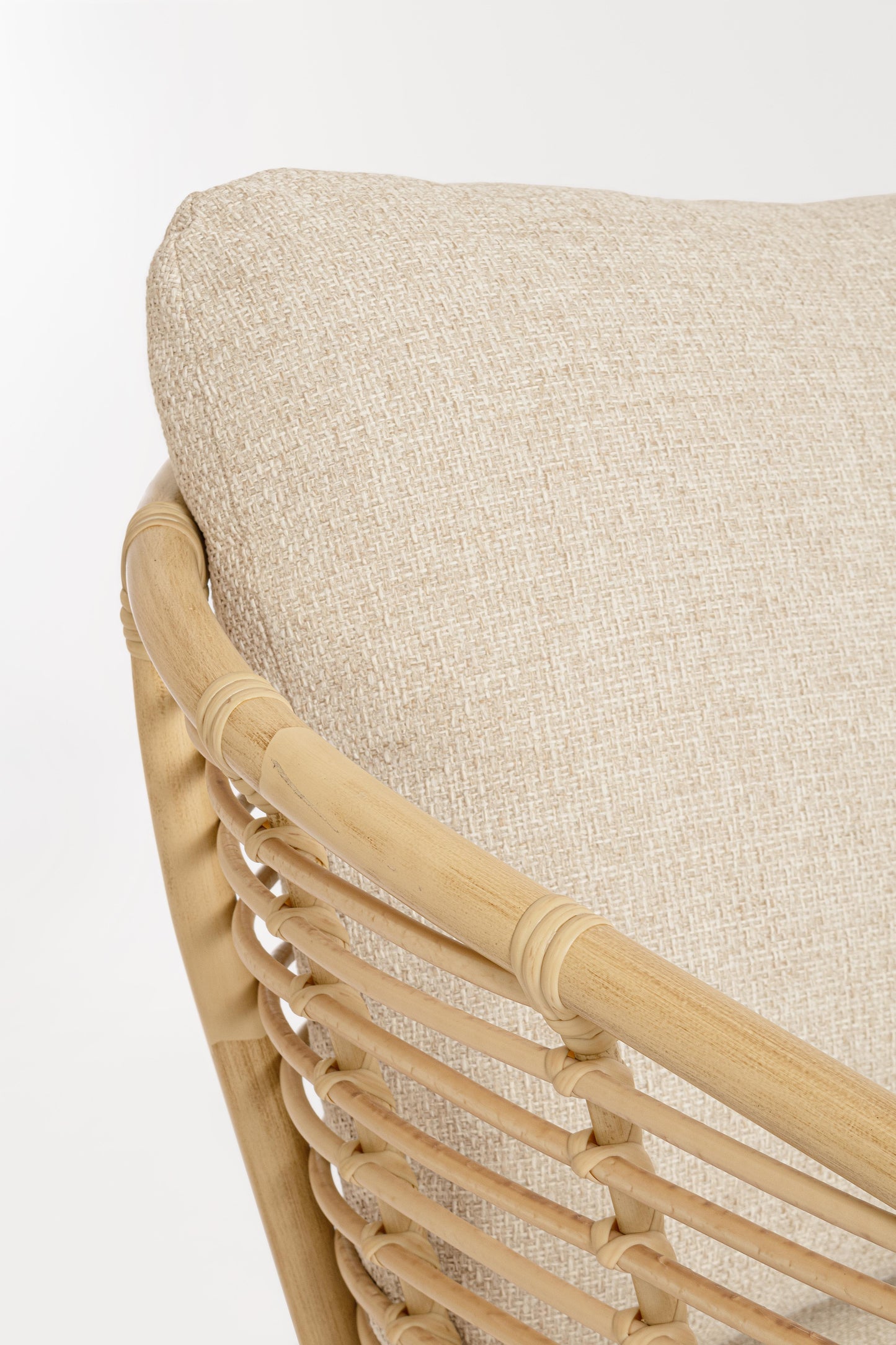 Poltrona con cuscini in alluminio effetto rattan da esterno