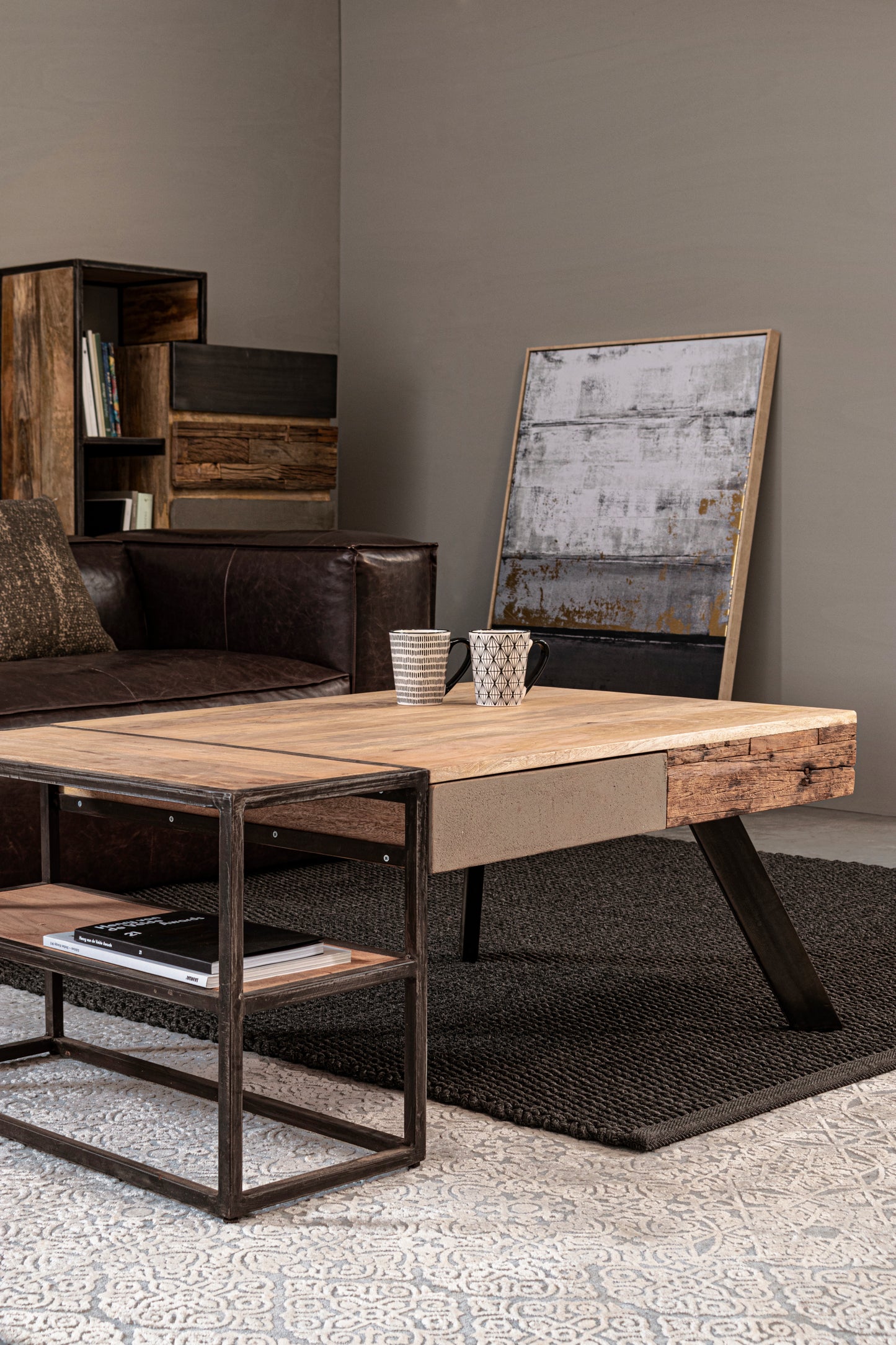 Tavolino industrial vintage con cassetti legno massiccio e acciaio