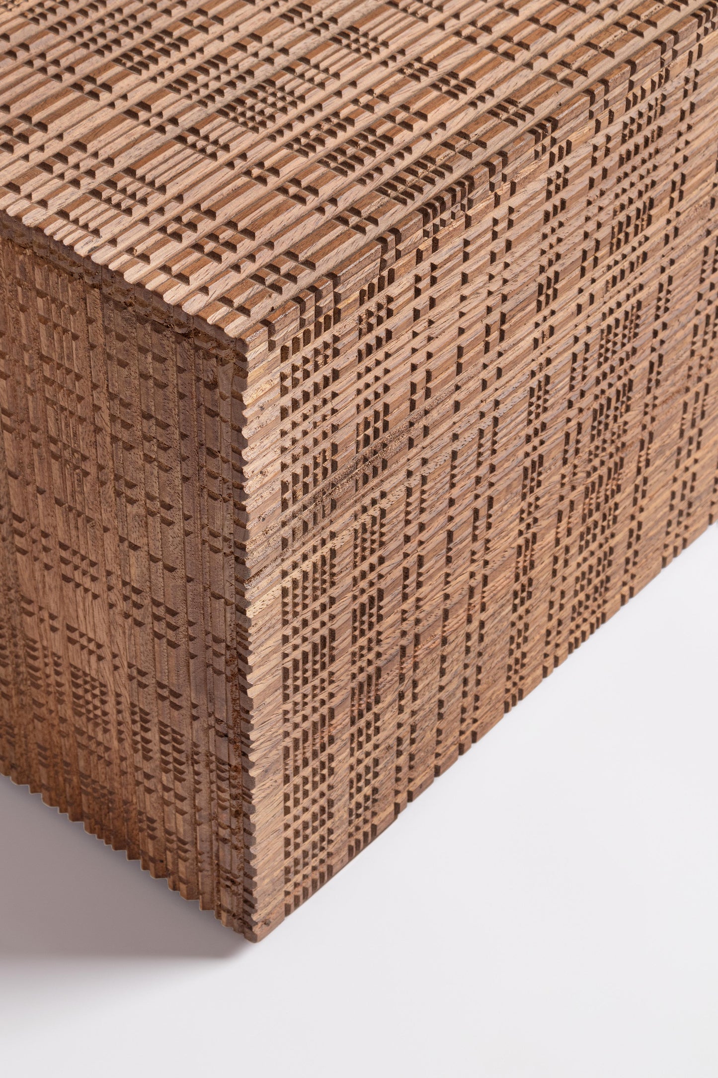 Tavolino panca in legno massiccio dark design vintage