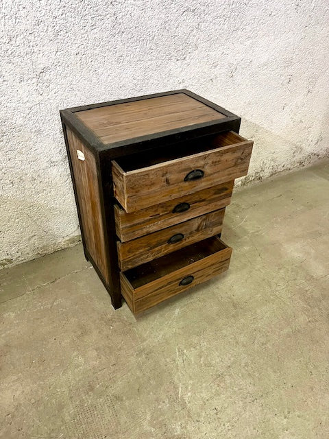 Cassettiera stile industrial in legno massiccio e ferro 4 cassetti