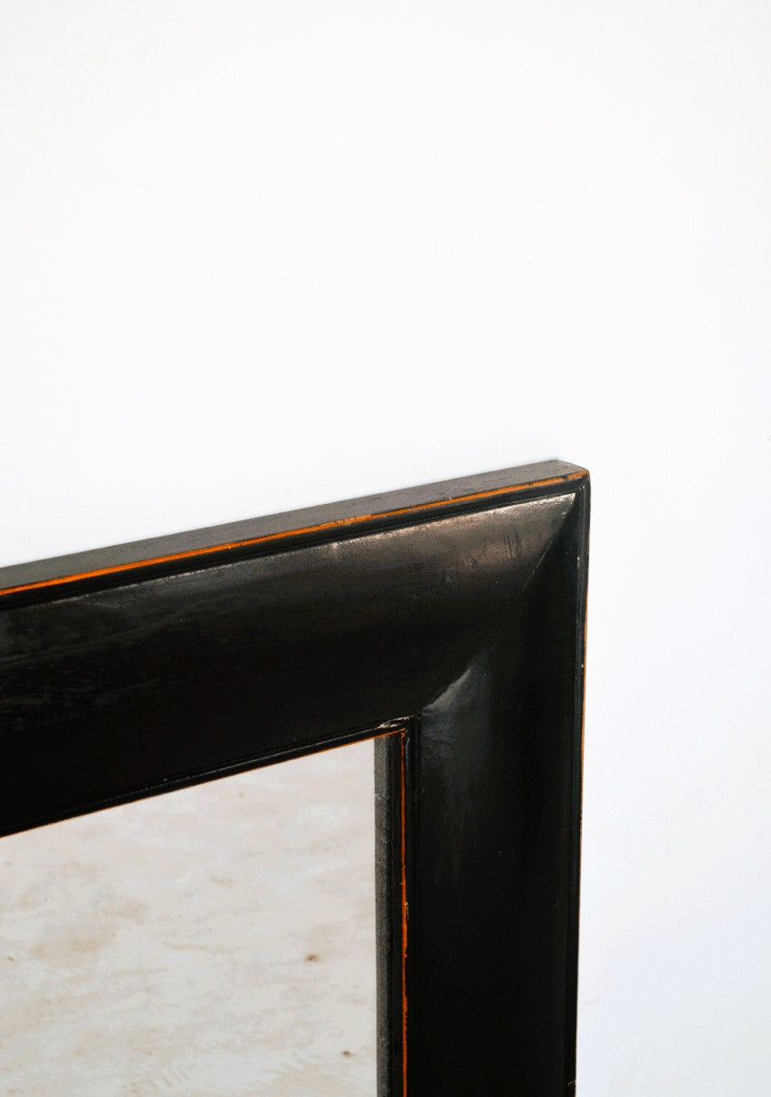 Specchio grande con cornice in legno Laccato Nero AR.188
