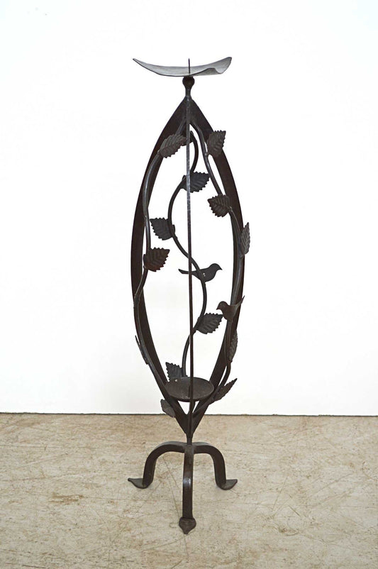 candelabro in ferro battuto con foglie 