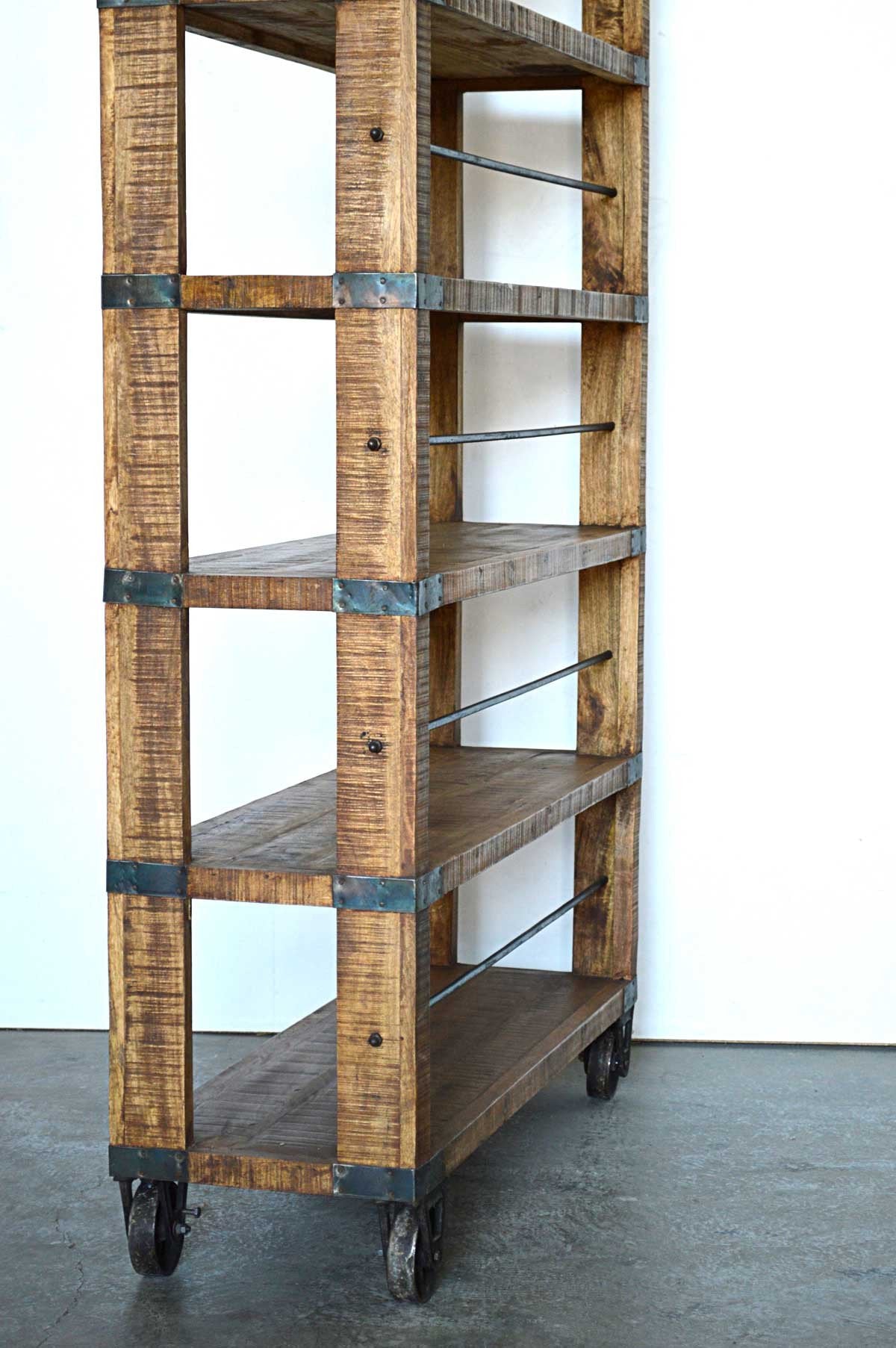 Libreria Grande in Legno Massello con Ruote Country Rustico - 5 vani -SAM14002- - lapagoda.net