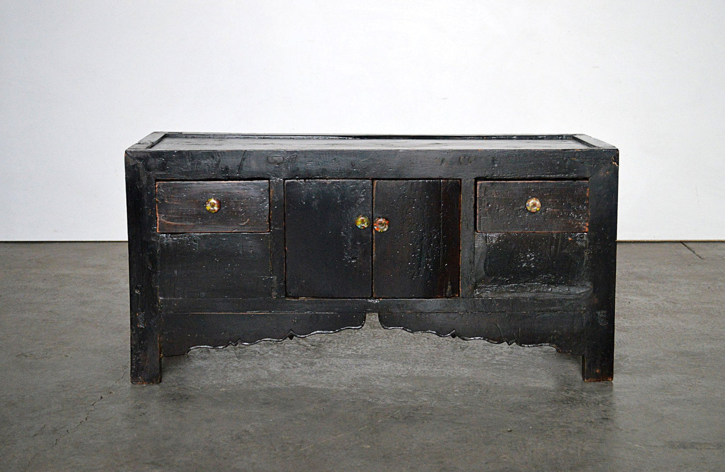 Credenza in Legno di Olmo Cina - 2 ante 2 cassetti - lapagoda.net