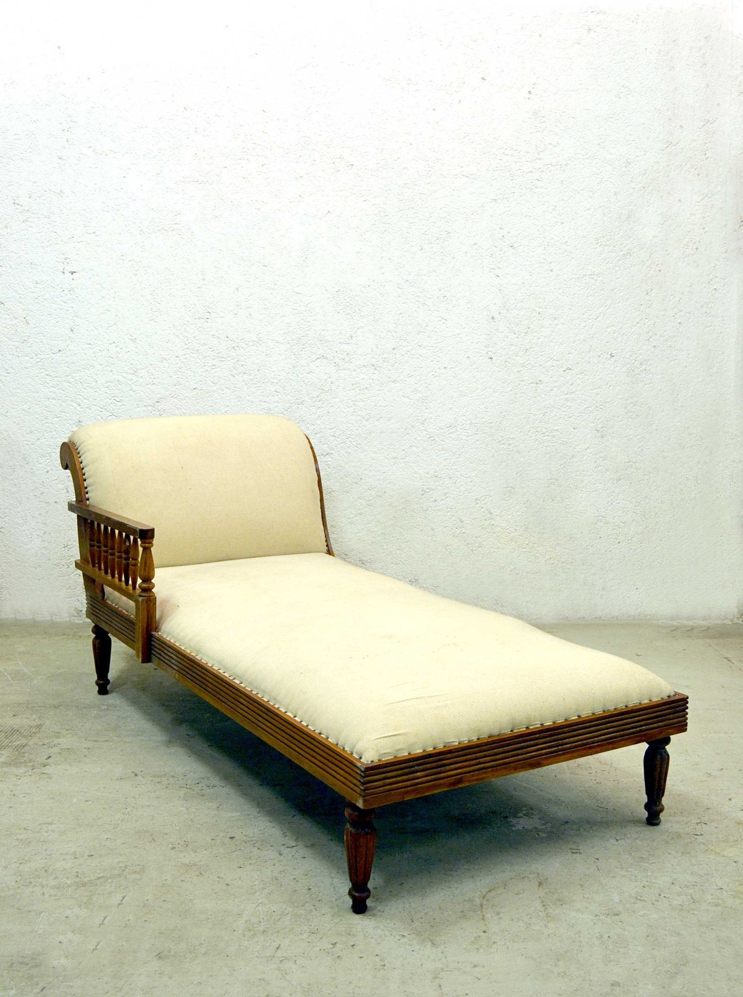 Chaise Longue coloniale in teak antica mobili etnici online 