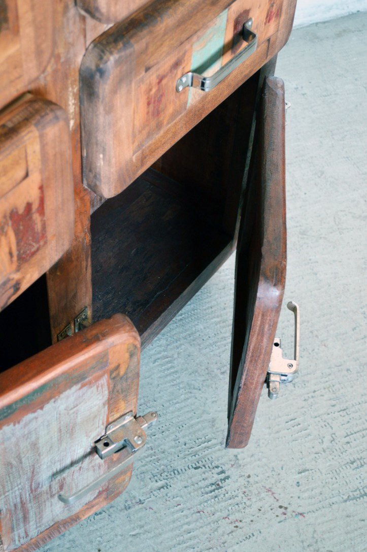 Credenza cassettiera vecchi frigo in legno massello di recupero con maniglie tipo ghiacciaia - 4 cassetti 2 ante -FRI2A4C0- - lapagoda.net