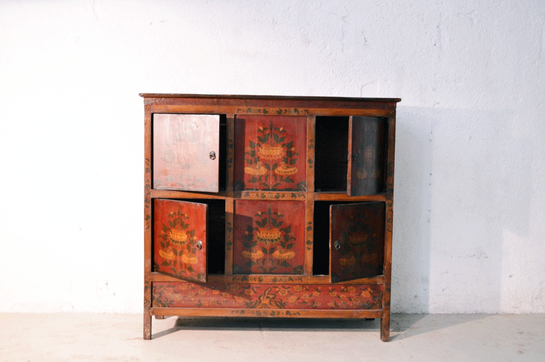 Credenza cinese con Dipinto in lacca naturale, originale Cina Tibet 4 ante K0241 0143 - lapagoda.net