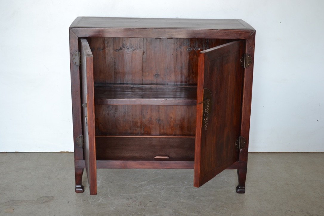 Credenza cinese Shanxi in legno massello di Olmo - 2 ante - LP11211A - lapagoda.net
