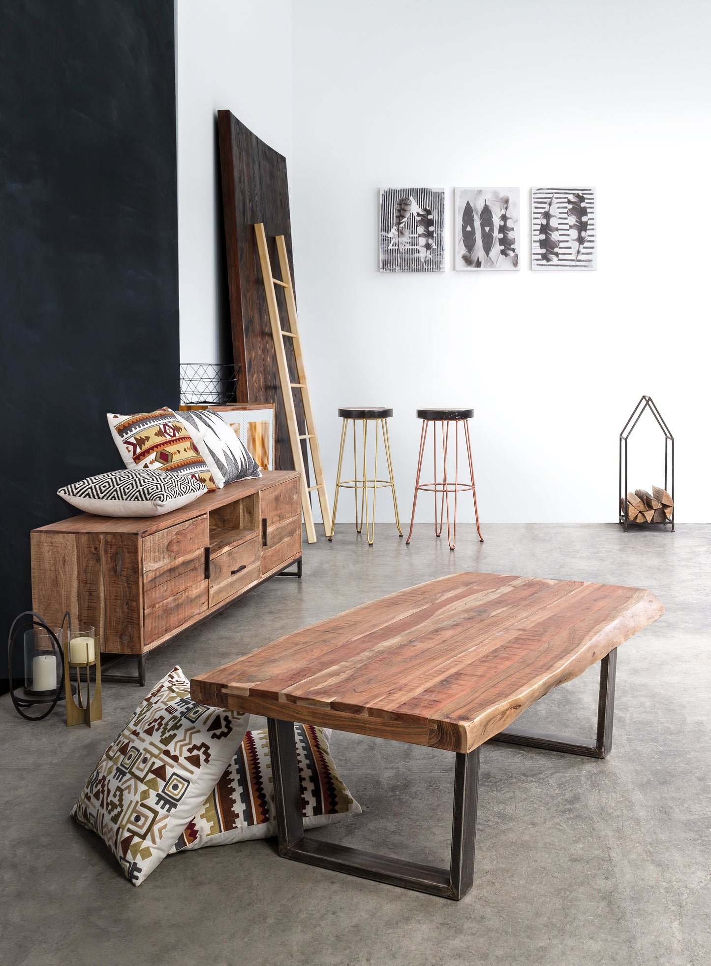 Tavolino industrial gambe in ferro piano in legno massiccio