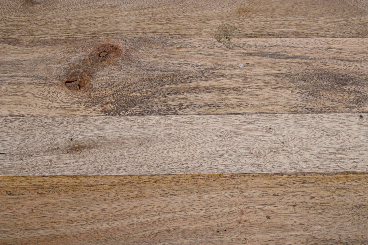 Scrivania industrial con frontale in legno ferro e cemento 2 cassetti