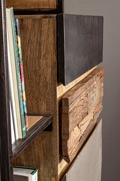 Credenza industrial con frontali in legno ferro e cemento 1 ante 2 cassetti