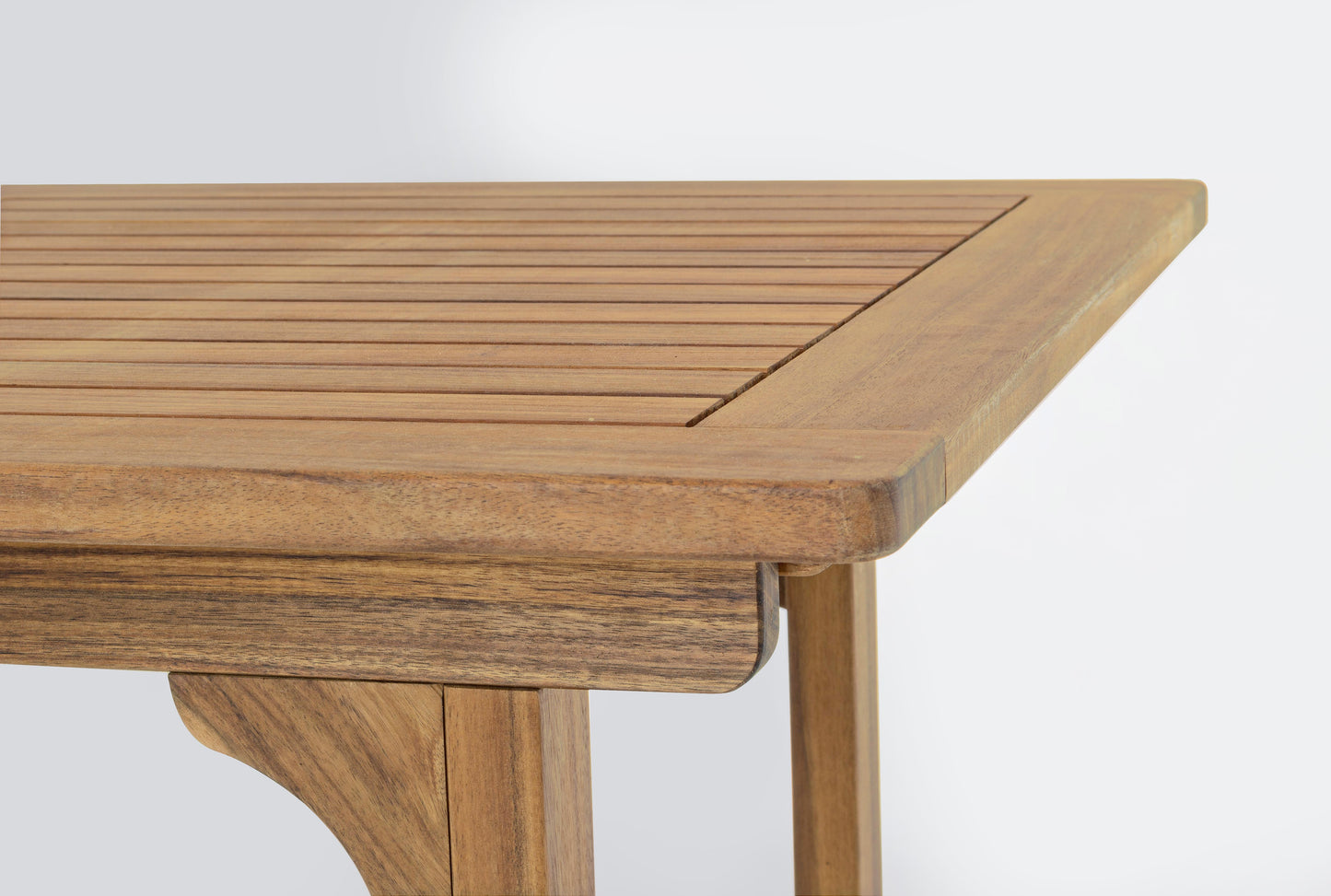 Tavolo allungabile in legno massiccio da esterno da 120 a 160 cm
