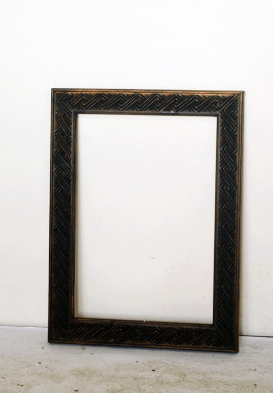 Cornice in legno di Cedro intarsiato