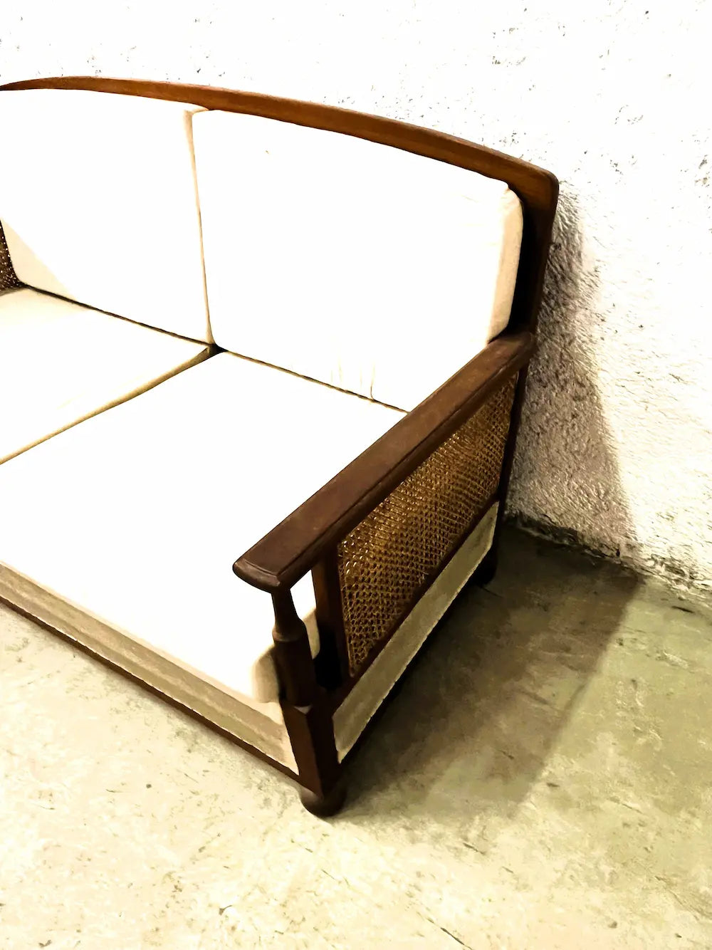 Salotto coloniale originale in teak e paglia di Vienna: divano e 2 poltrone