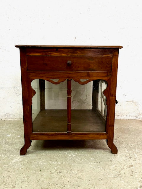 Tavolino vetrinetta coloniale in Teak