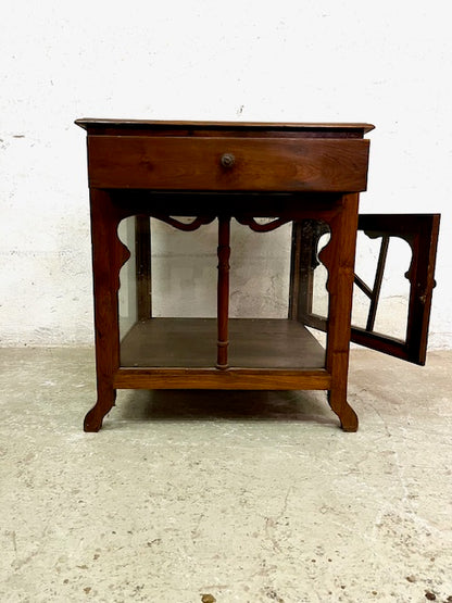 Tavolino vetrinetta coloniale in Teak