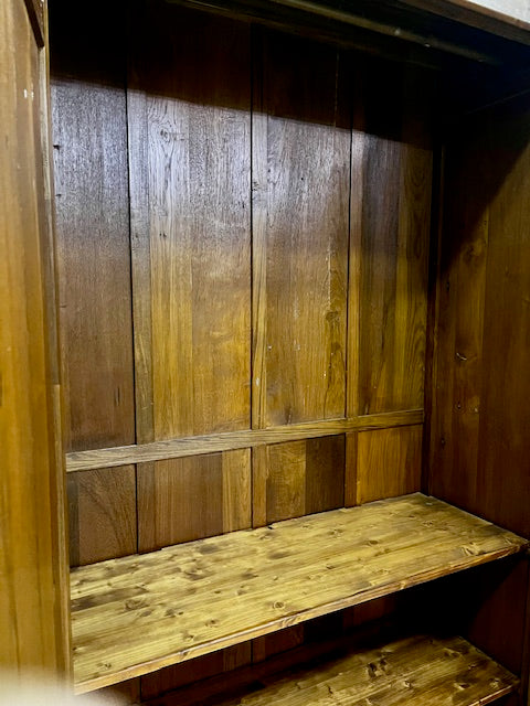 Armadio coloniale in legno massiccio di teak