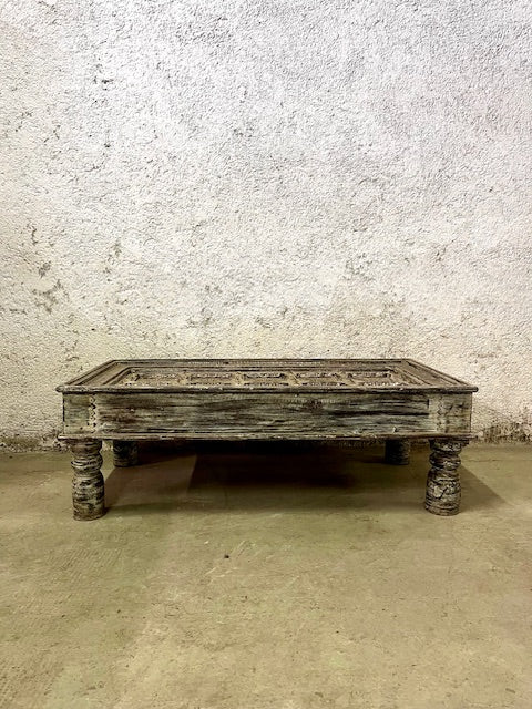Tavolino indiano vecchia porta shabby chic