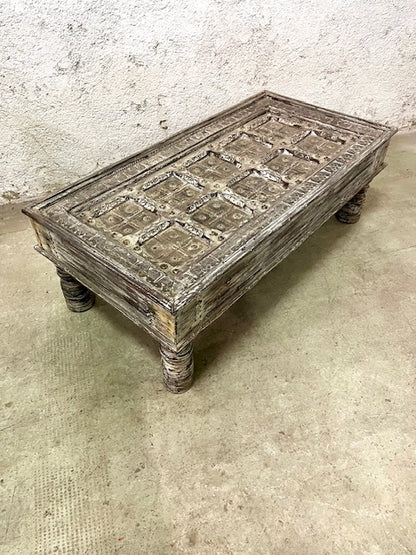 Tavolino indiano vecchia porta shabby chic