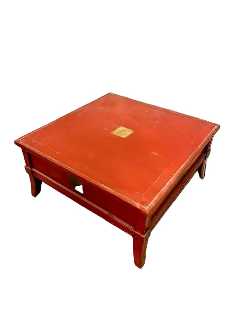 Tavolino da the Cinese laccato rosso legno e ottone