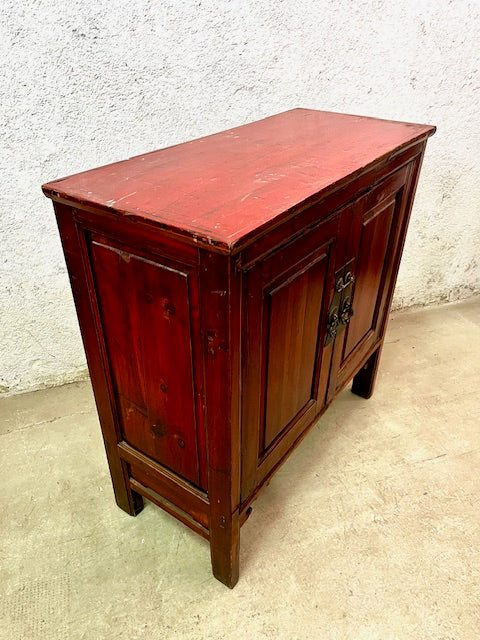 Credenza cinese d'epoca in legno di Cipresso in lacca rossa