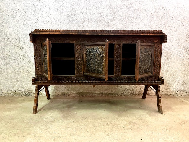 Mobile credenza indiana originale con fregi e decorazioni