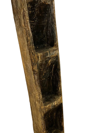 Scaletta nepalese originale in legno massiccio scavato