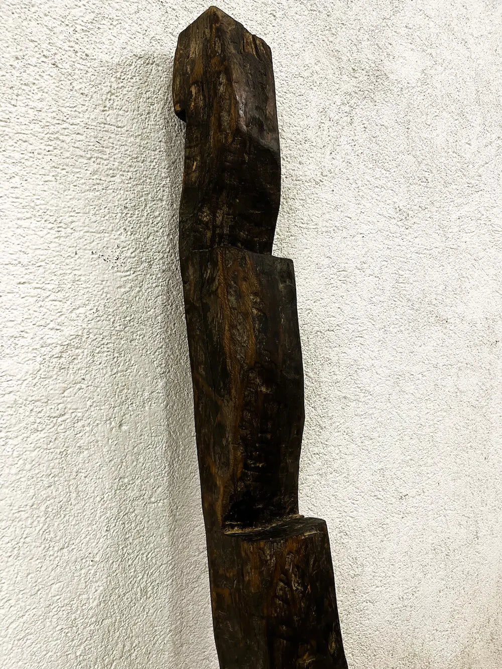 Scaletta nepalese originale in legno massiccio scavato