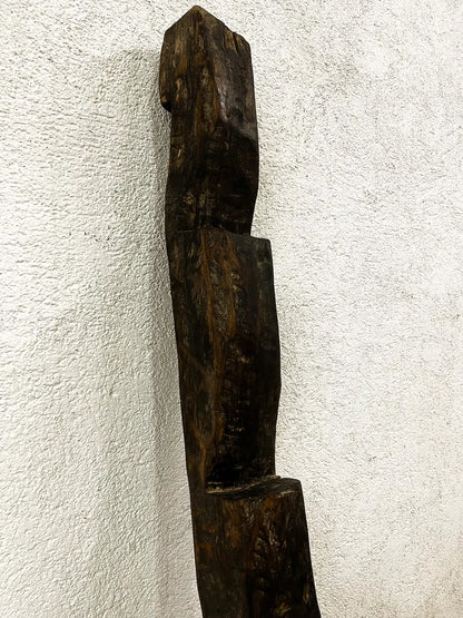 Scaletta nepalese originale in legno massiccio scavato