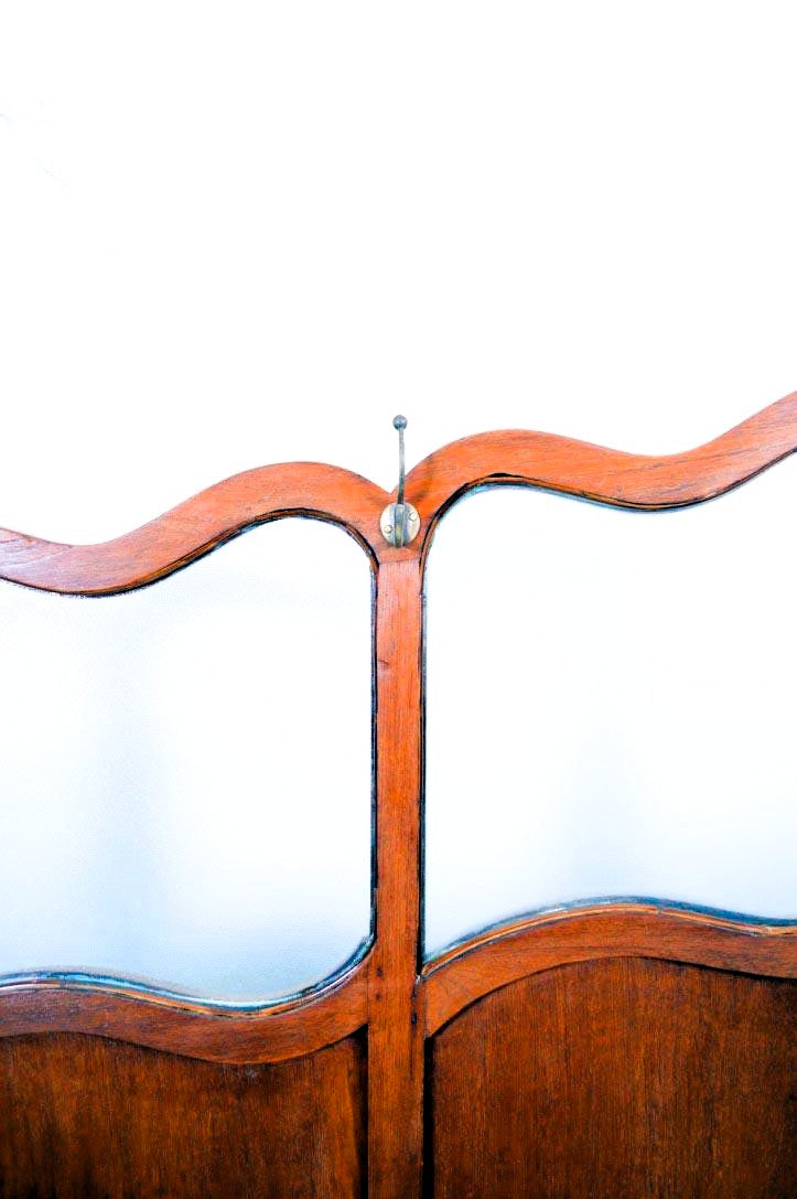 Separe paravento antico liberty coloniale india in teak con appendino