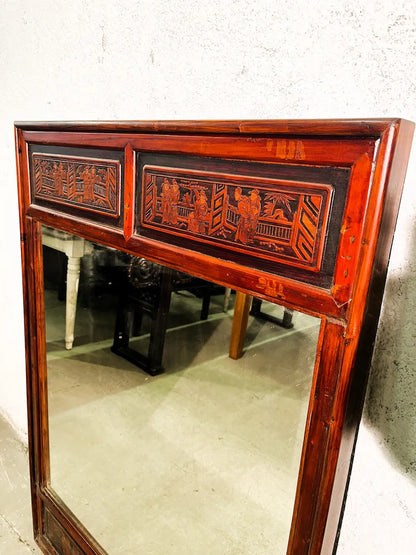 Specchio cinese originale con cornice in legno lavorato e dipinto