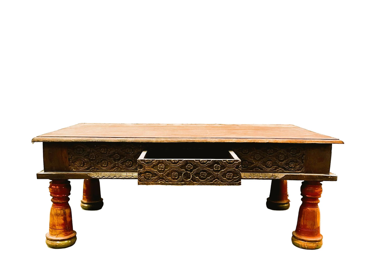 Tavolino indiano intarsiato con cassetto gambe rosse legno massiccio 