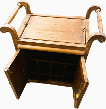 Credenza piccola coloniale in teak