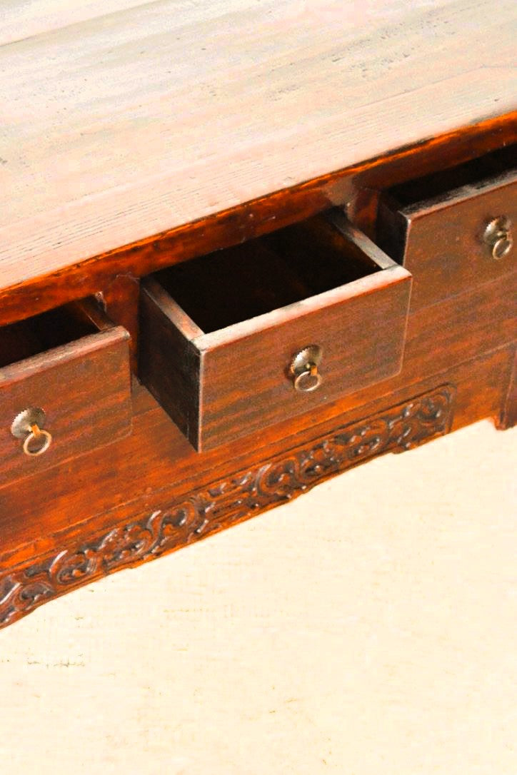 Antico Mobiletto altare cinese Shanxi in legno massello di Cipresso 3 cassetti
