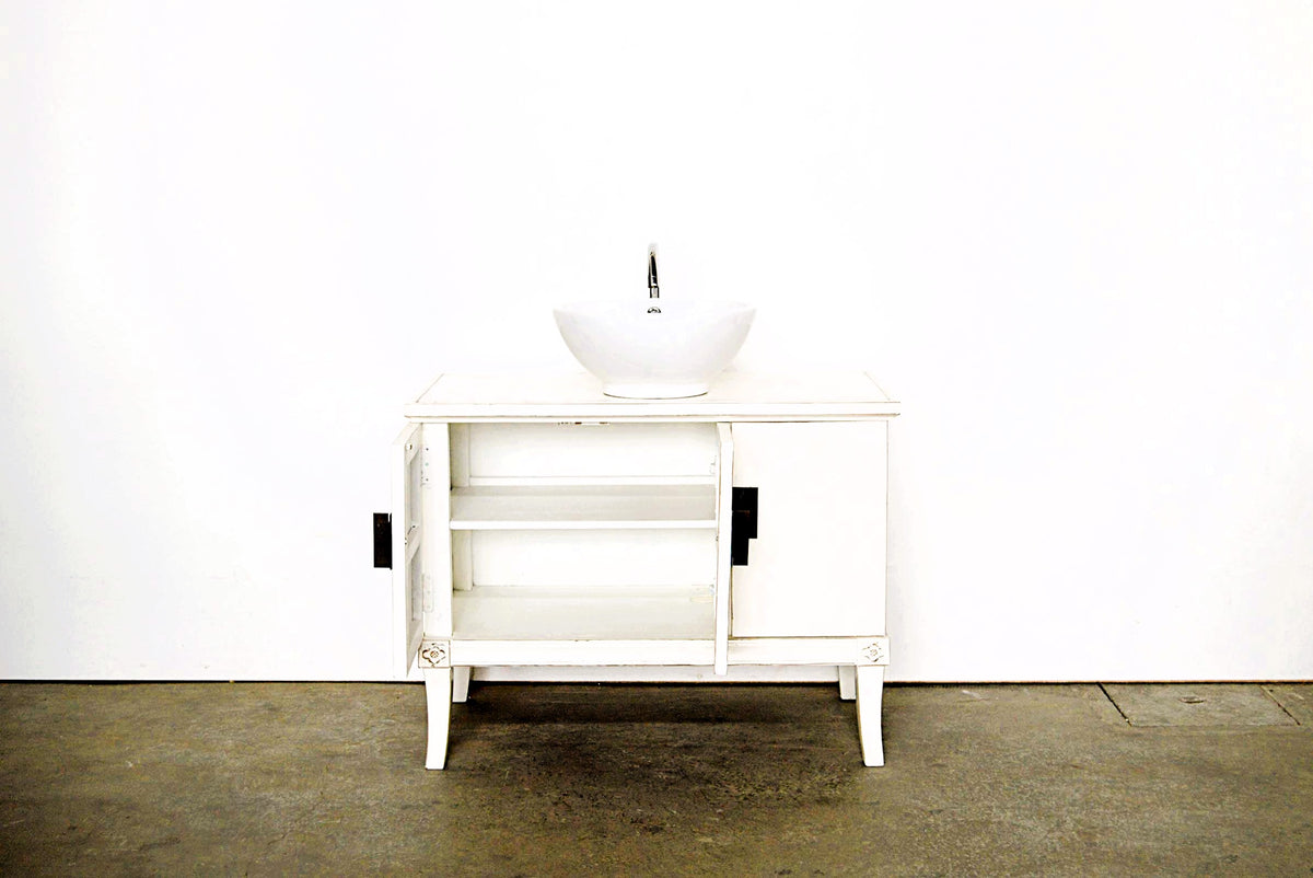 Mobile bagno cinese in lacca bianca shabby chic con lavandino e rubinetteria in legno massello Cina 3 ante
