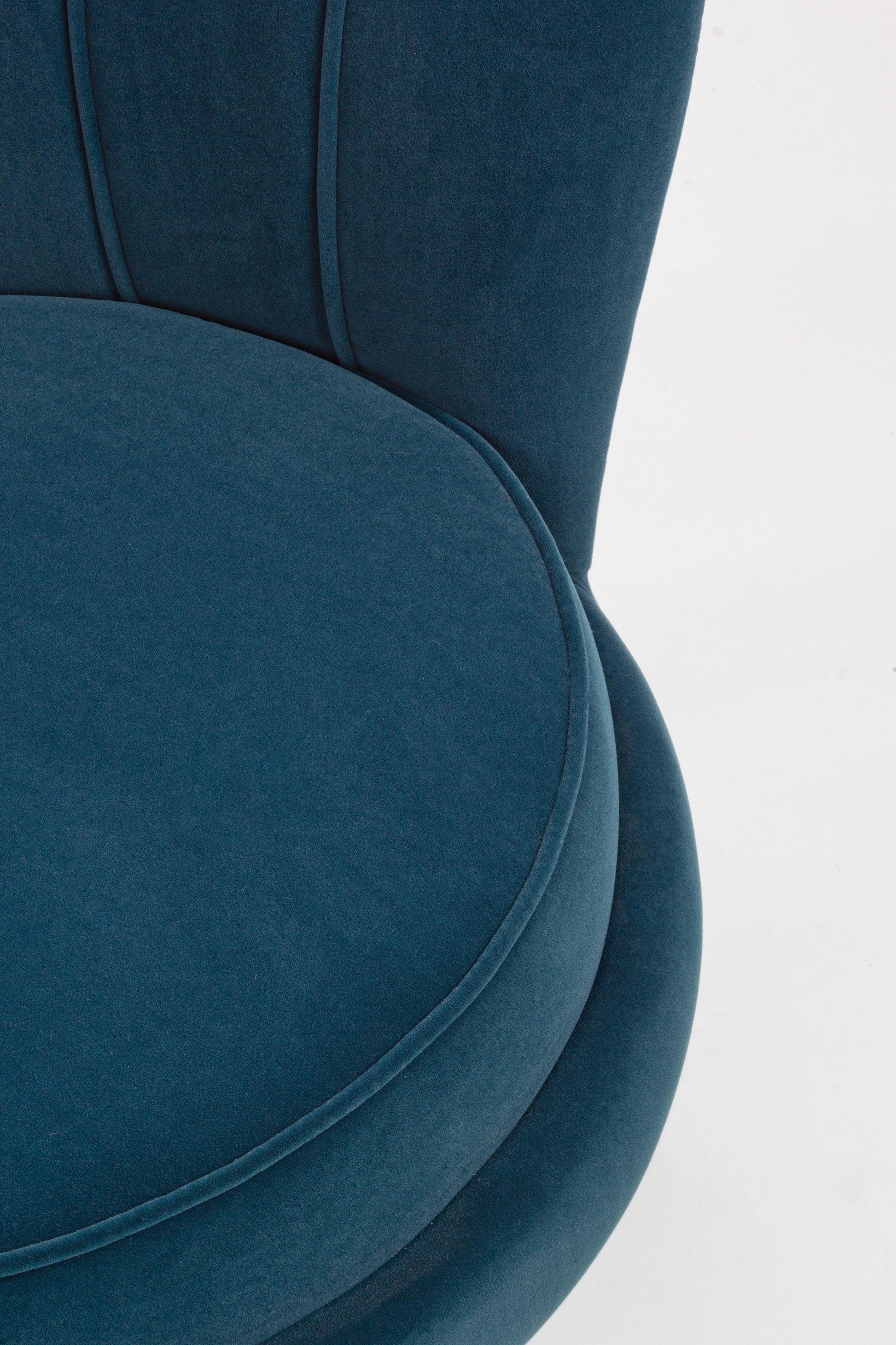 Poltrona vintage velluto blu pavone SCONTO 10% - lapagoda.net