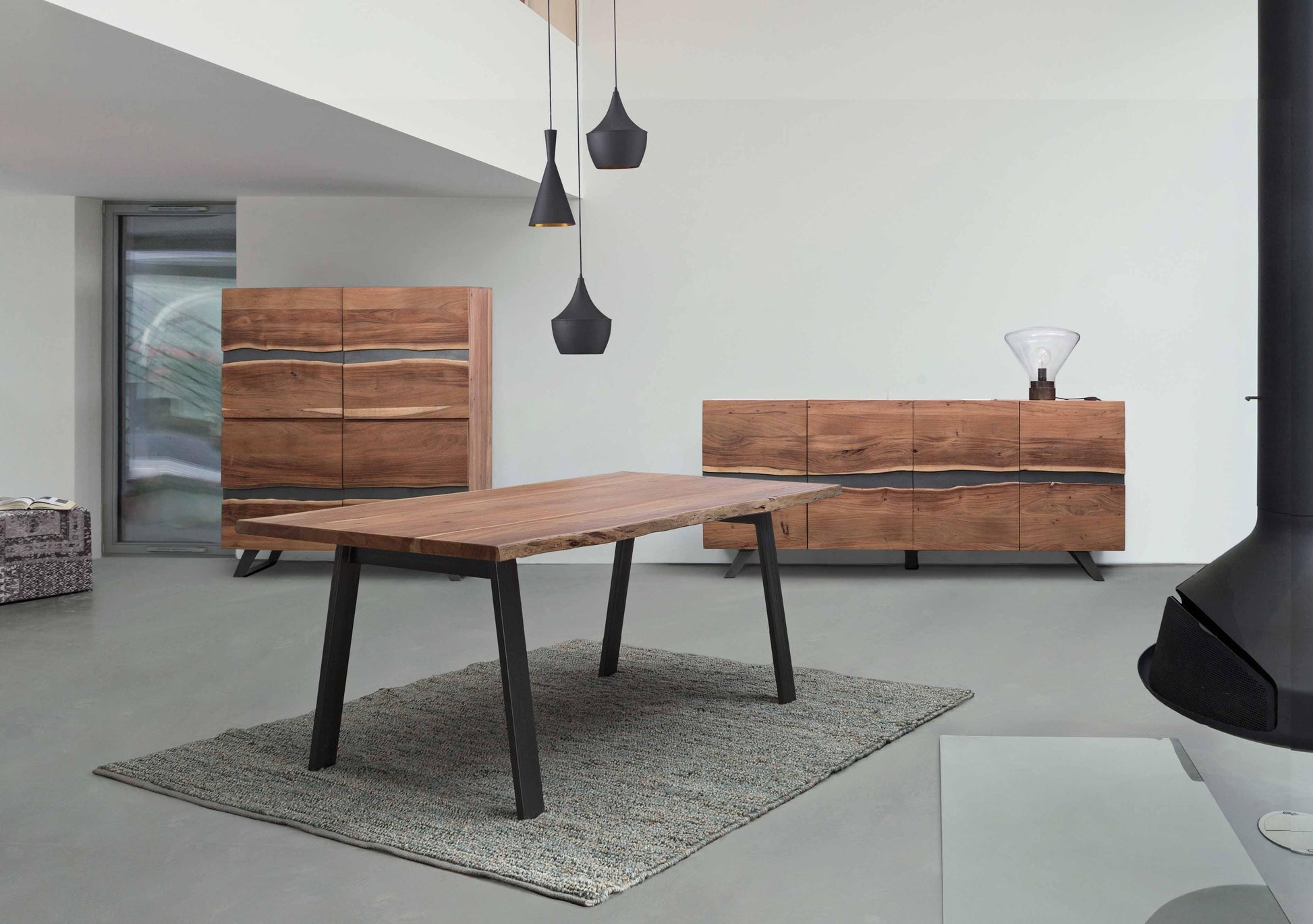 Tavolo industrial in legno massello con bordi irregolari - effetto legno vivo 200x95 -lapagoda.net