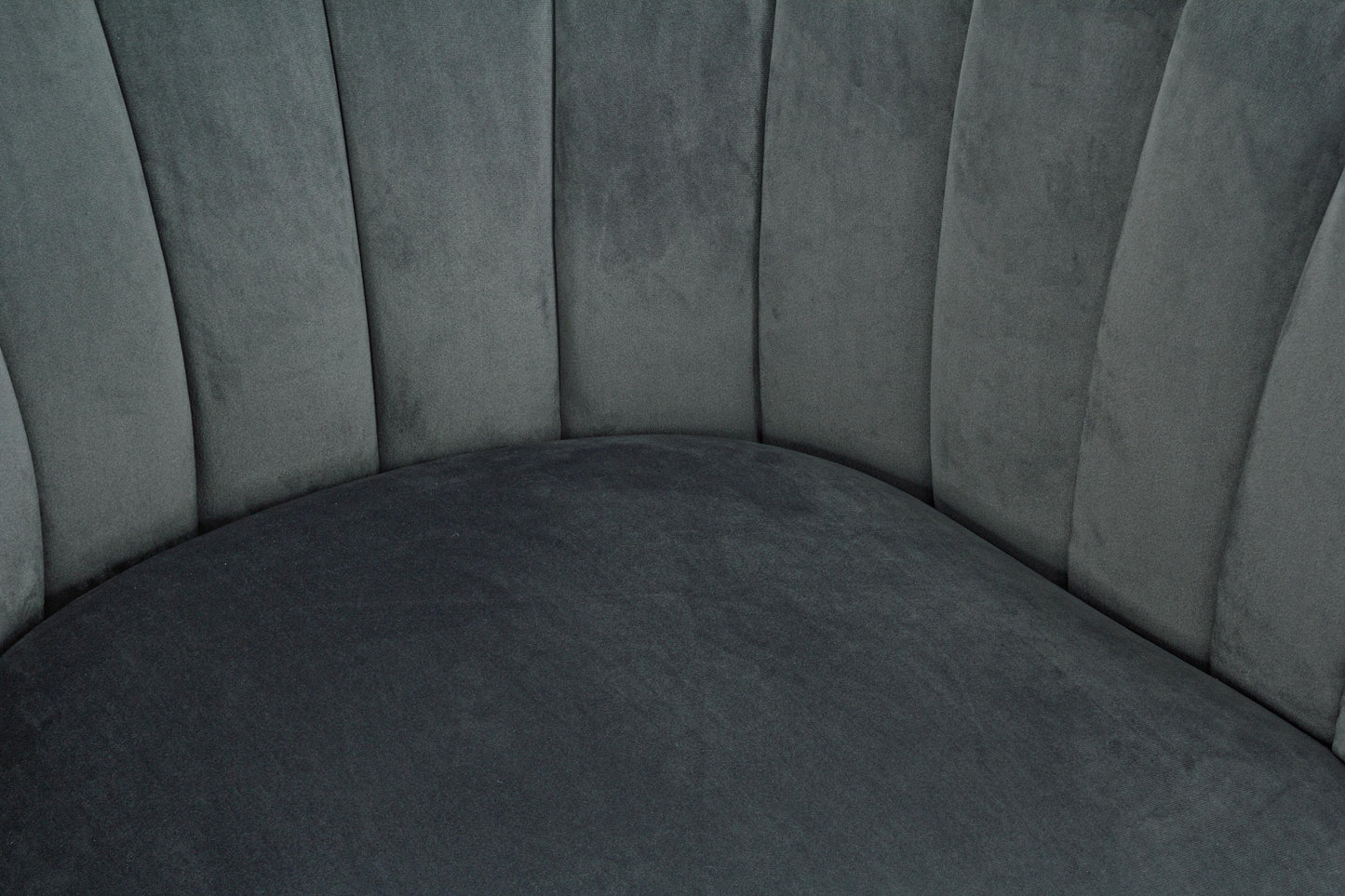 Poltrona vintage velluto blu pavone bassa SCONTO 20% - lapagoda.net