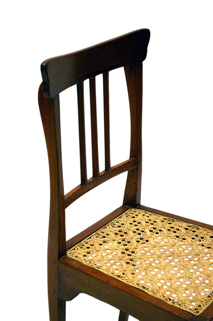 sedia vecchia in teak e paglia di Vienna epoca coloniale mobili indiani online  