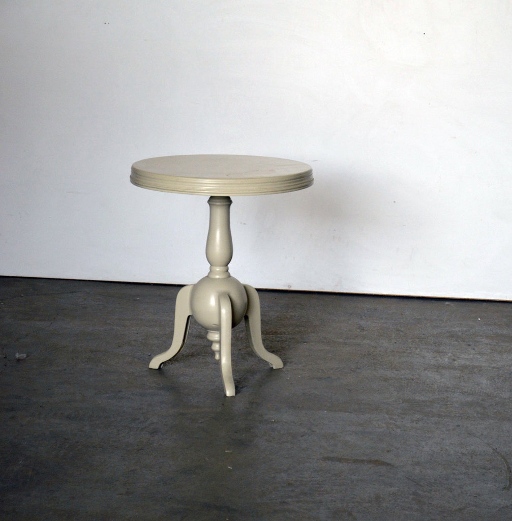 tavolino liberty in ferro verniciato mobili etnici vintage industrial online 