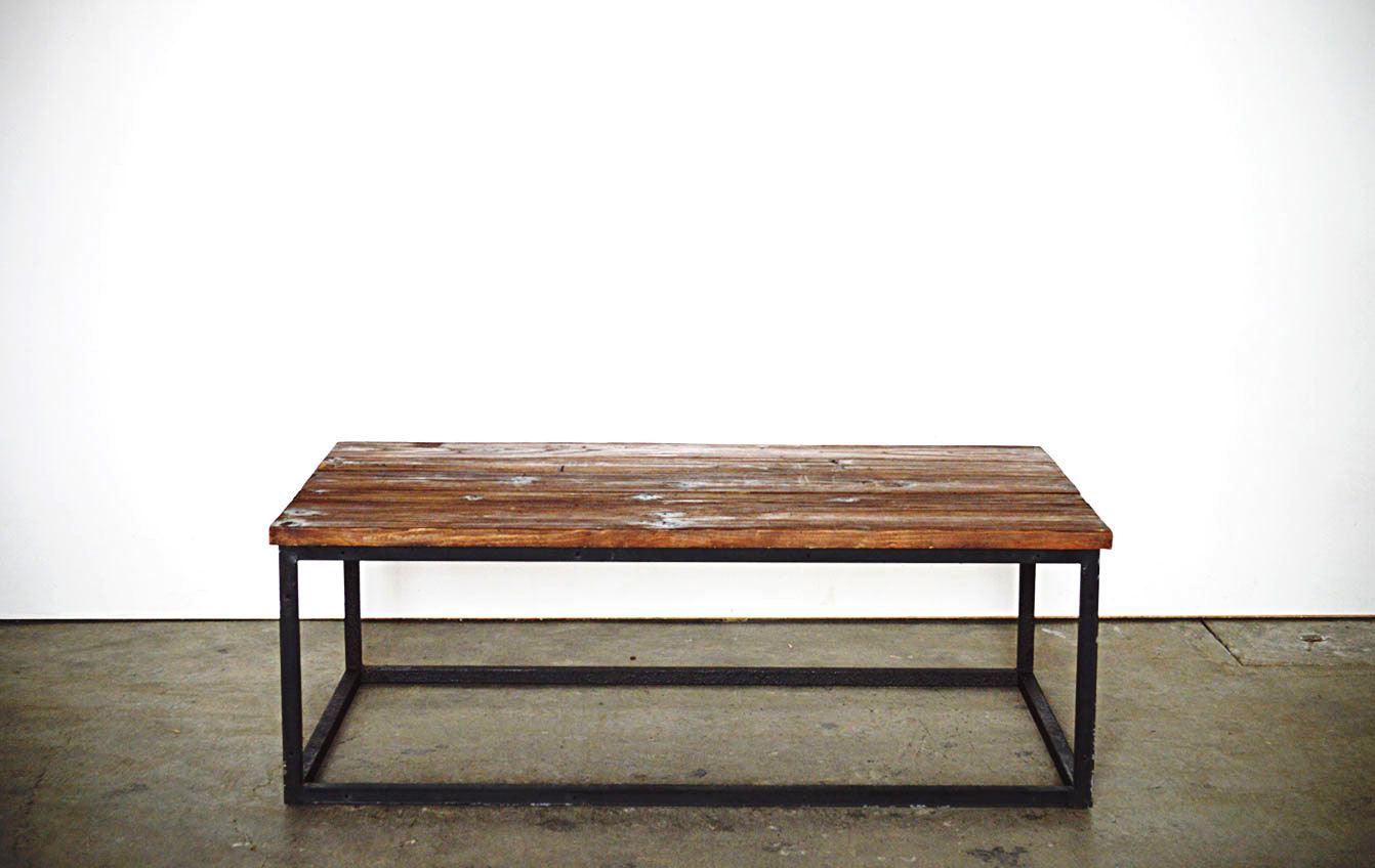 tavolino vintage stile industriale in ferro e legno riciclato mobili etnici vintage industrial online 