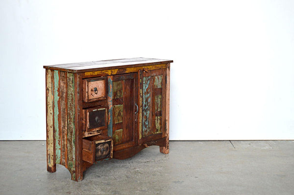 credenza vintage in legno massello riciclato con 3 cassetti 2 ante mobili etnici online