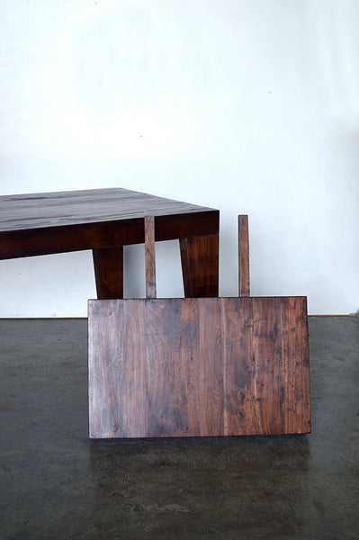 Tavolo Pranzo Allungabile Gamba Spillo in Acacia Scuro SCONTO 40% -N.TABLE.160- - lapagoda.net