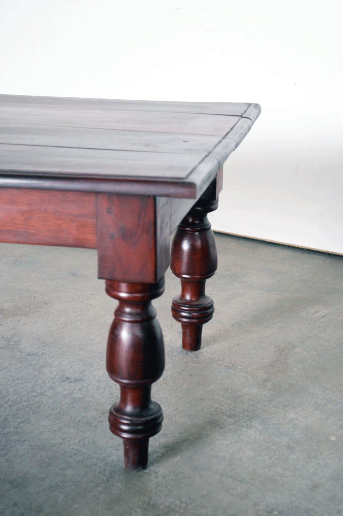 Tavolino coloniale in legno massello di mogano gamba a cipolla piano da 125 -SR.MOG- - lapagoda.net