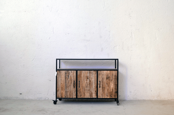 Credenza Industrial vintage su ruote - 3 ante -SAM17.015- - lapagoda.net