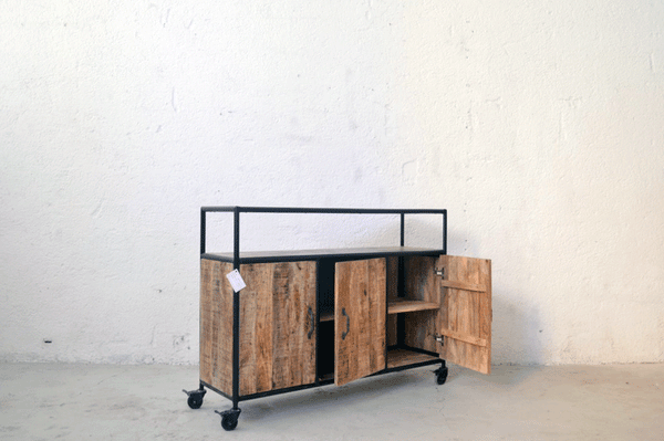 Credenza Industrial vintage su ruote - 3 ante -SAM17.015- - lapagoda.net