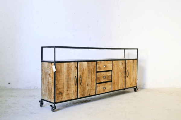 Credenza Industrial vintage su ruote - 4 ante 3 cassetti - lapagoda.net