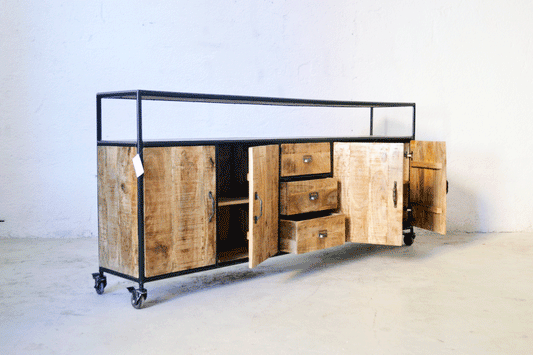 Credenza Industrial vintage su ruote - 4 ante 3 cassetti - lapagoda.net