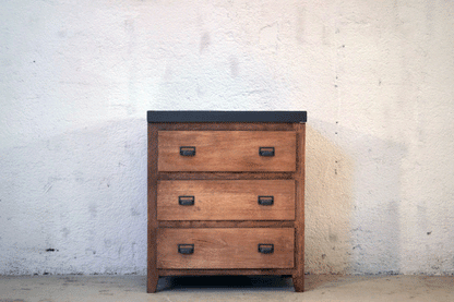 Cassettiera vintage in legno massello e top in ferro - 3 cassetti -BE07-