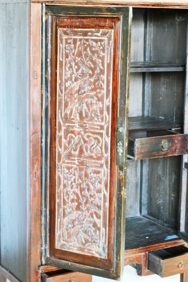 Antico armadio cinese originale in Legno di Olmo intarsiato - 2 ante 2 cassetti - EL.1101.055